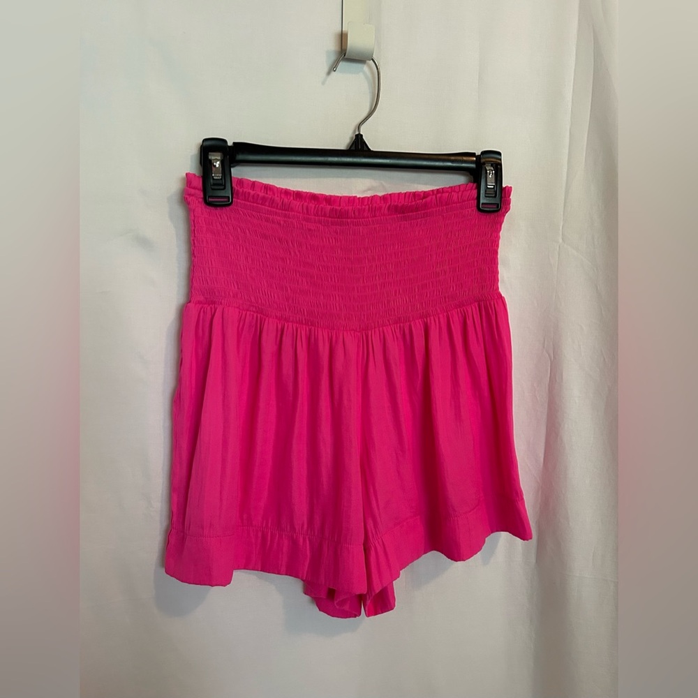 Day + Moon - Pink Women's Shorts